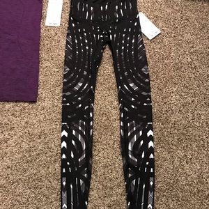 Size 2 lululemon pants